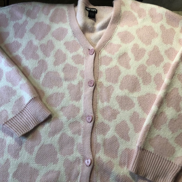 Hot Topic Barbiecore Pink Cow Print Button Down Sweater Cardigan size 3 Pink - Picture 7 of 10